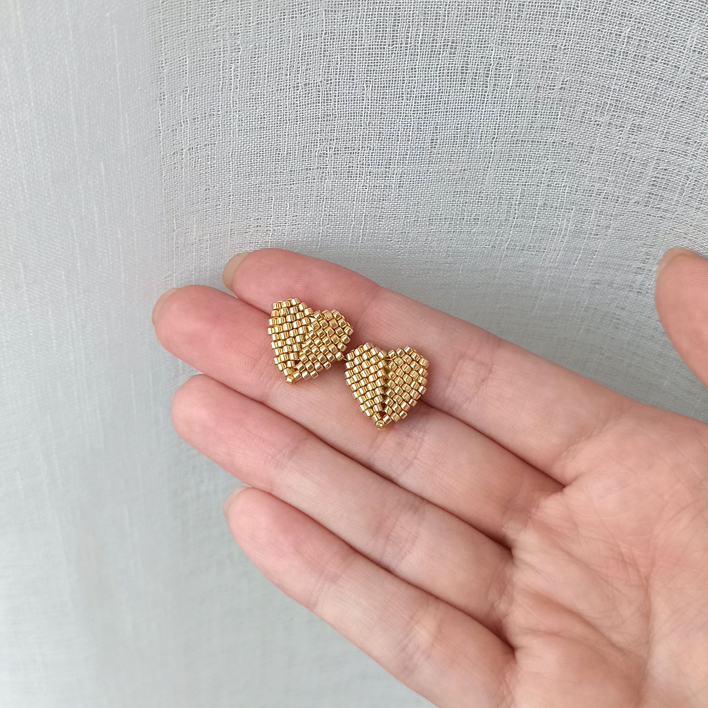 Zlaté náušnice – srdíčka, pecky