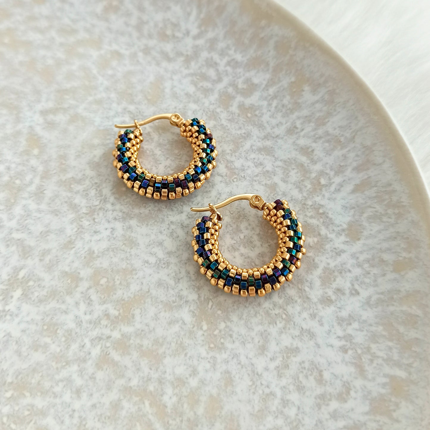 Náušnice Kongo v modro-zlaté barvě 23 mm