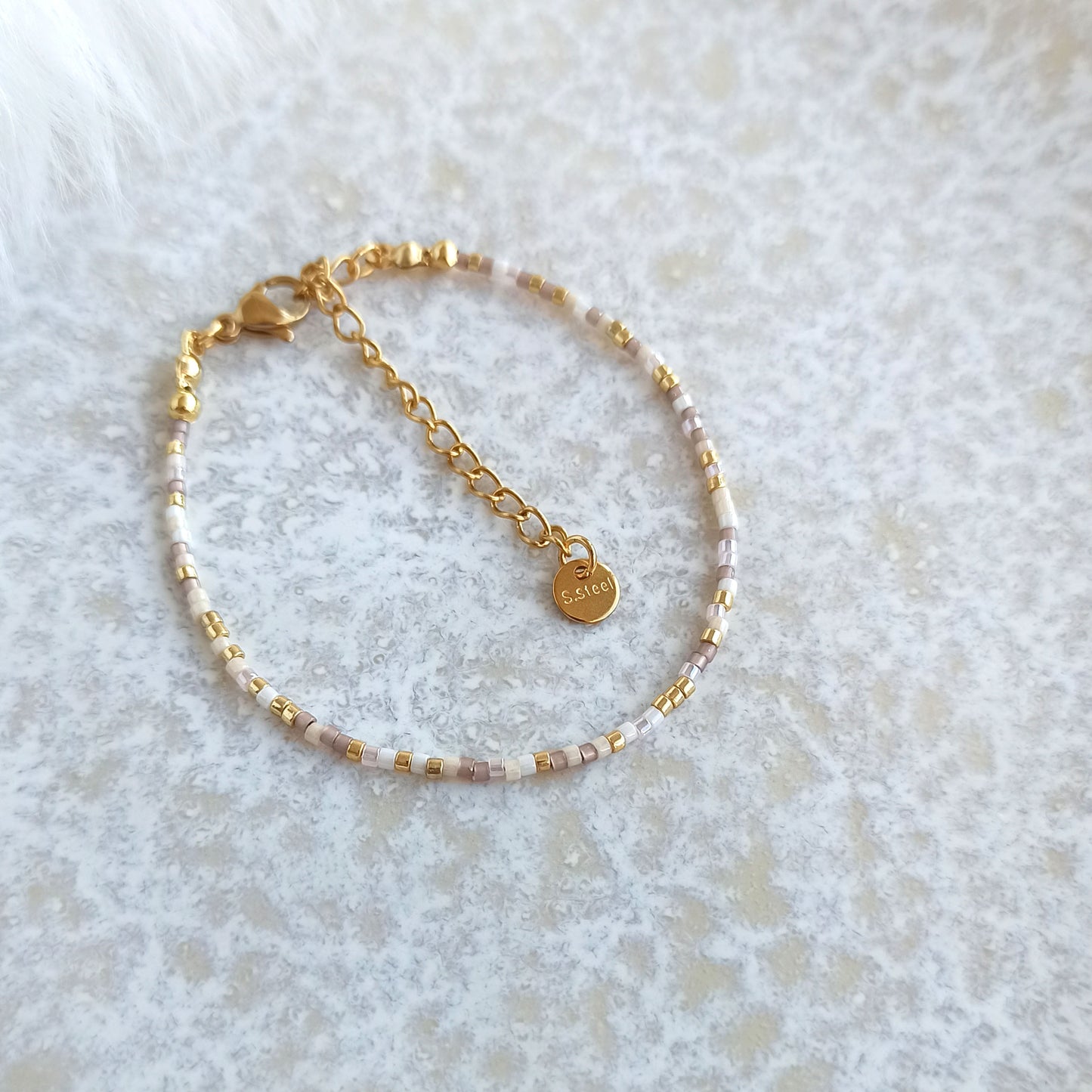 Sada náramků s gradientem v hnědo-béžových odstínech