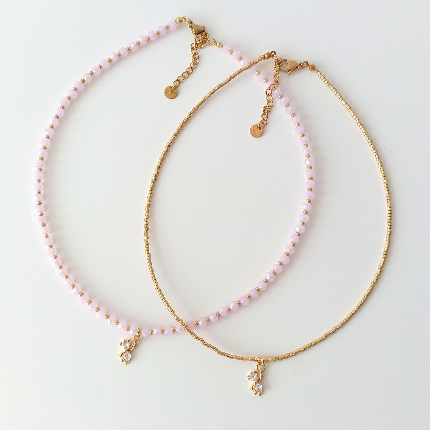 Jemný náhrdelník s přívěskem medvídka