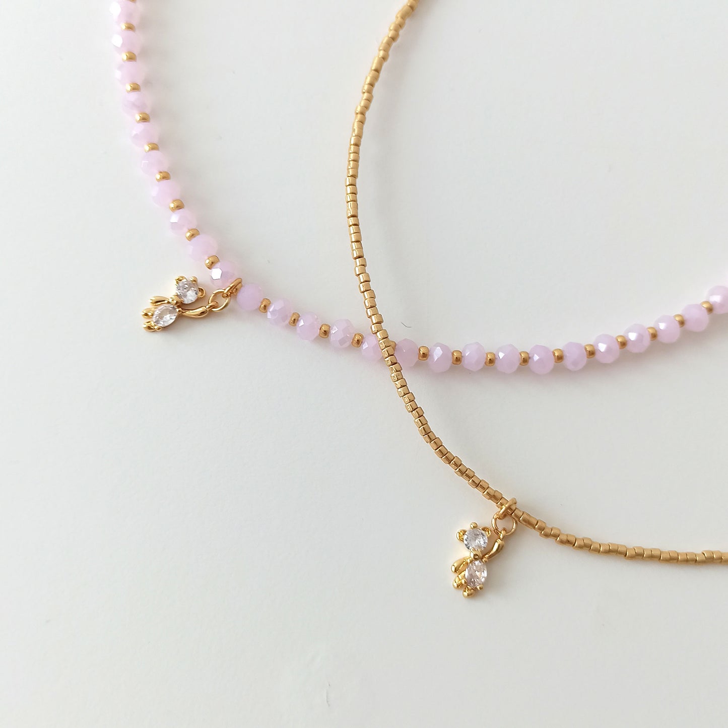 Jemný náhrdelník s přívěskem medvídka