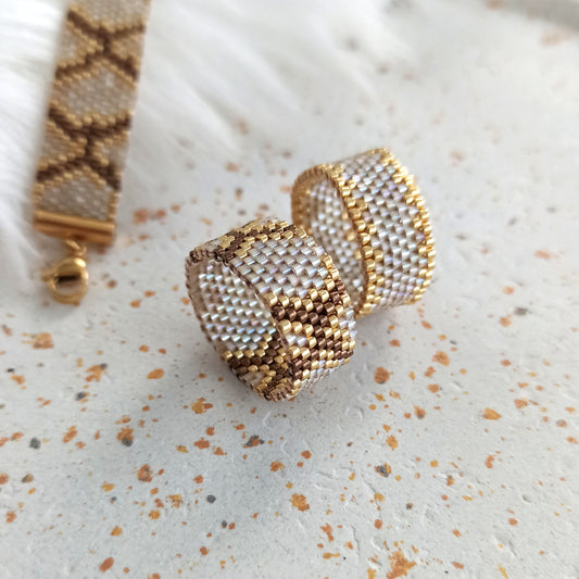 Teplé hnědé prsteny na výběr