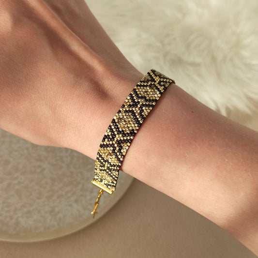 Náramek s mramorovým hadím vzorem