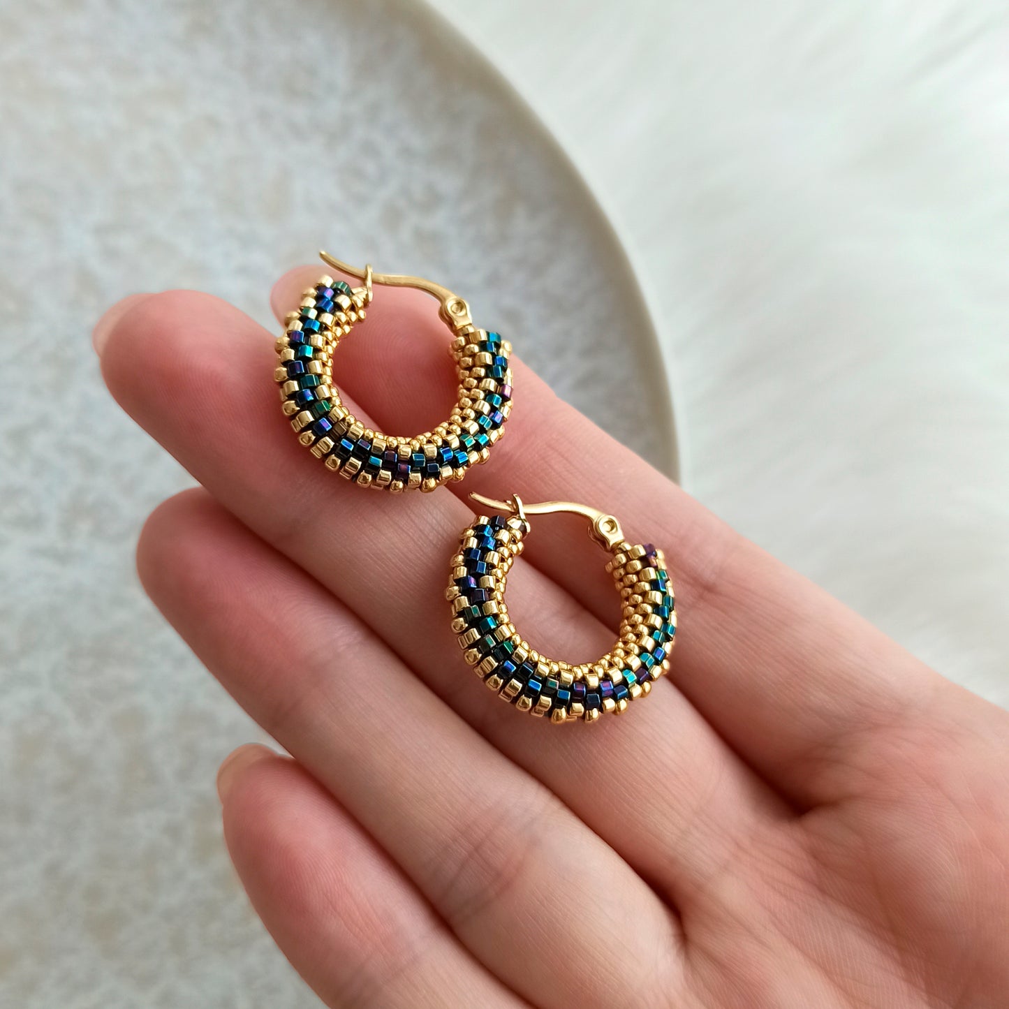 Náušnice Kongo v modro-zlaté barvě 23 mm