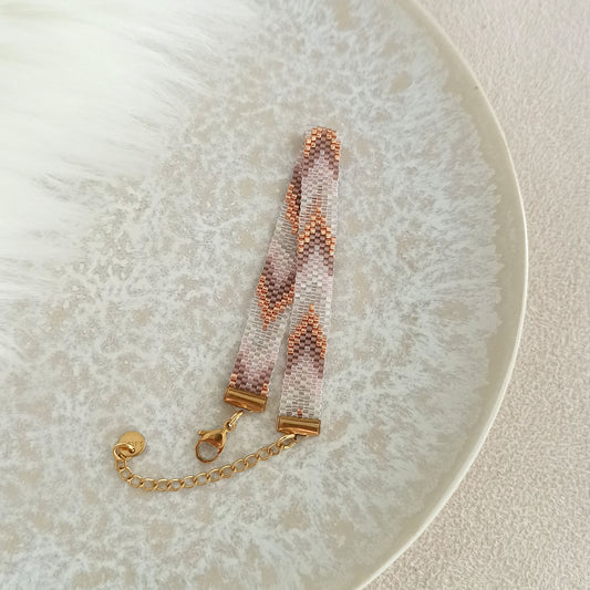 Jemný náramek s gradientem v růžovém zlatě